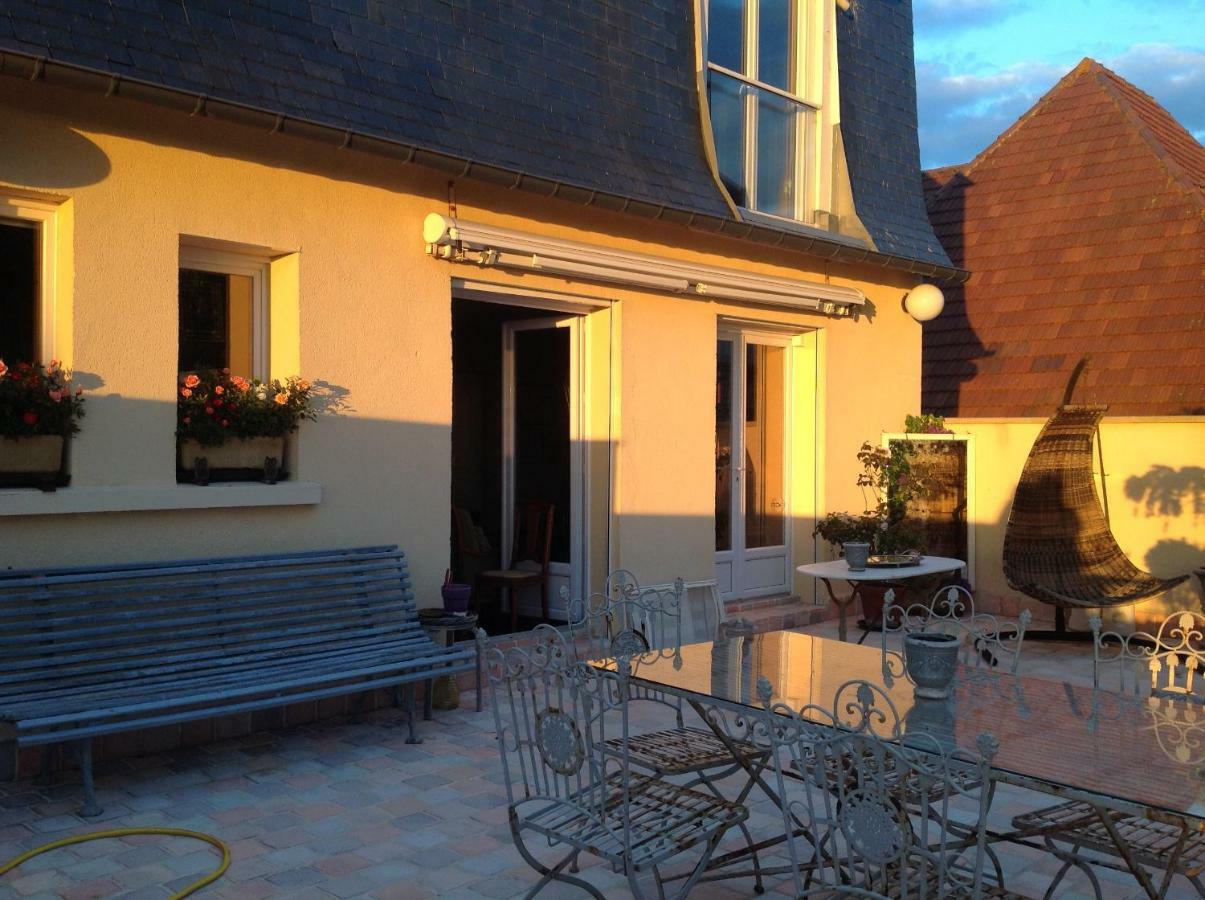 Appartement Terrasse Face Mer Villerville Exterior foto